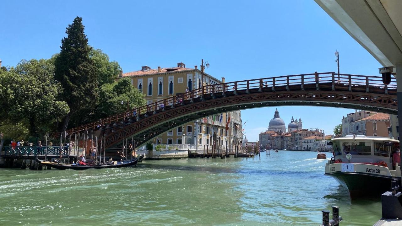 Ca' Romantica - Big At Accademia Venise
